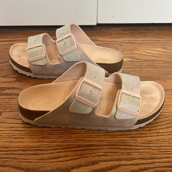 Birkenstock Arizona Vegan Iridescent Light Rose Microfiber Sandals - Picture 5 of 10